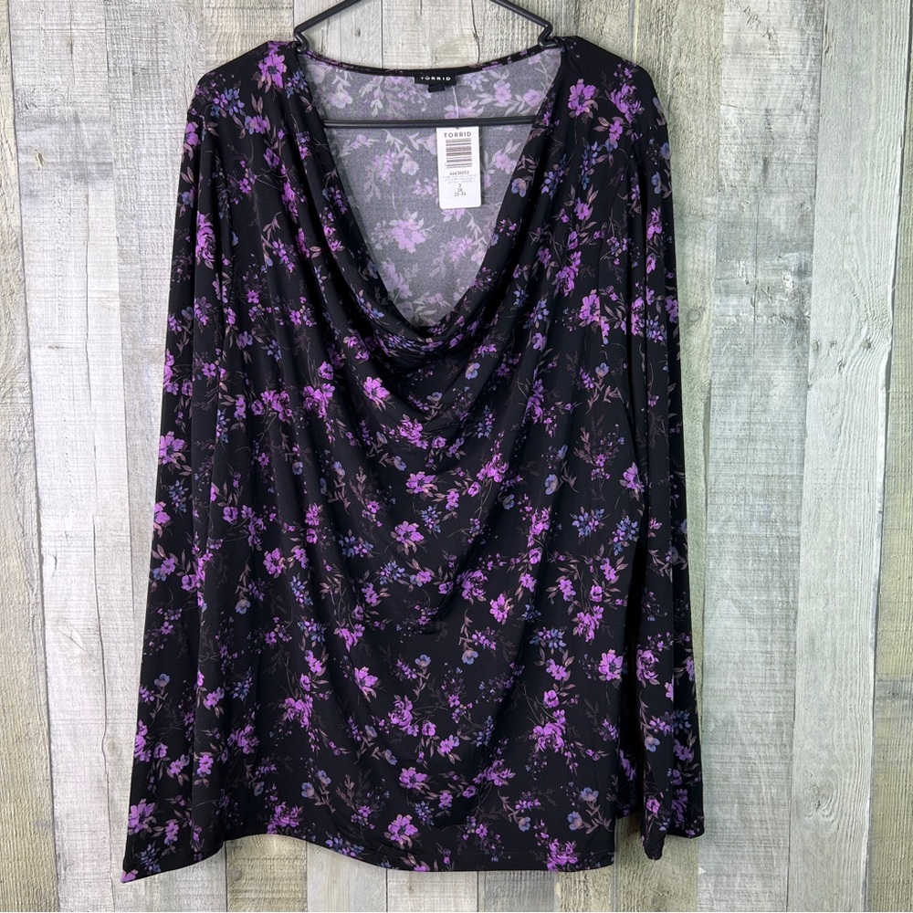 Torrid Size 3(3X)(22-24) Drape Cowl Neck Long Sleeve Shirt w/Black Floral Print